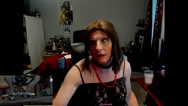 CharlotteAshton online show from July 28, 2026, 3:21 pm