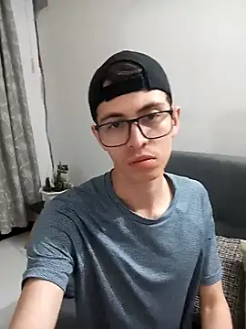 Snapshot of Norehg chatting on March 14, 2025, 3:26 am Norehg online show from March 14, 2025, 3:26 am