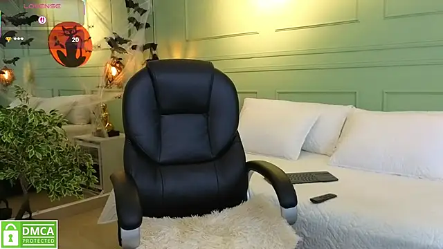 Snapshot of kataliina__ chatting on October 16, 2025, 11:44 am kataliina online show from October 16, 2025, 11:44 am