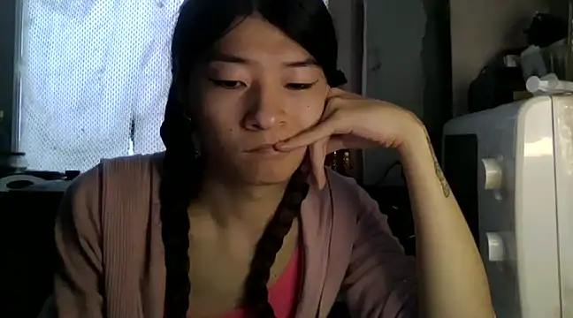 Snapshot of CarlyJoy chatting on February 9, 2025, 12:19 pm CarlyJoy online show from February 9, 2025, 12:19 pm