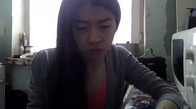 Snapshot of CarlyJoy chatting on March 5, 2025, 8:32 am CarlyJoy online show from March 5, 2025, 8:32 am