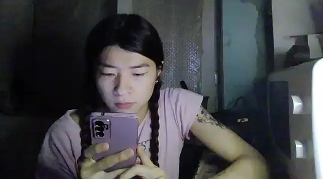 Snapshot of CarlyJoy chatting on March 18, 2025, 4:04 pm CarlyJoy online show from March 18, 2025, 4:04 pm