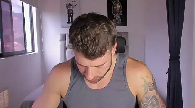 Snapshot of paul_rogerr chatting on February 28, 2025, 10:39 pm paul rogerr online show from February 28, 2025, 10:39 pm