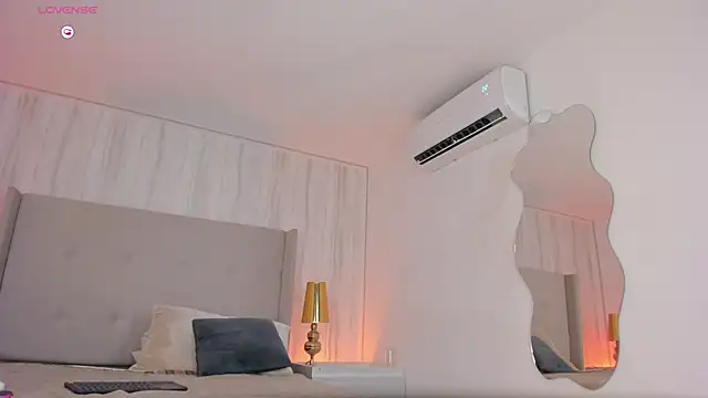 chloe d online show from March 11, 2026, 5:57 am