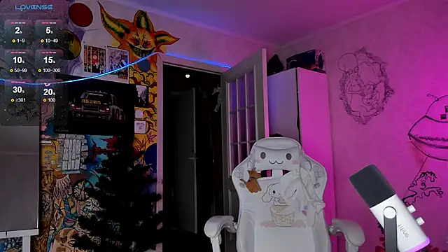 Snapshot of Sunny_Mouse_ chatting on December 25, 2024, 3:28 pm Sunny Mouse online show from December 25, 2024, 3:28 pm