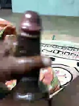 Snapshot of SILENT_FUCKER_01 chatting on December 12, 2024, 5:48 pm SILENT FUCKER 01 online show from December 12, 2024, 5:48 pm