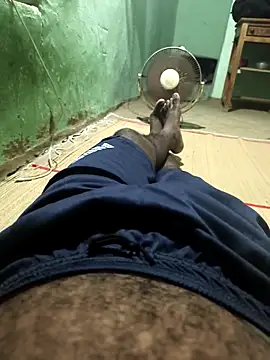 SILENT FUCKER 01 online show from March 29, 2026, 10:15 am