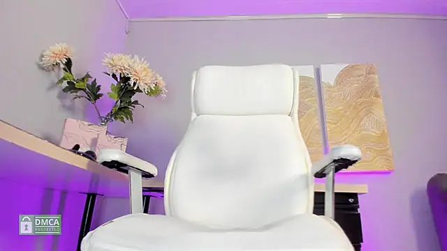 Snapshot of karinna_gray chatting on December 22, 2024, 3:55 am karinna gray online show from December 22, 2024, 3:55 am