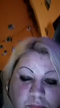 ducicsajsziii online show from January 12, 2025, 2:45 am