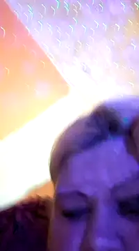 ducicsajsziii online show from February 20, 2025, 8:14 pm