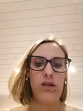 Madame Callie online show from June 20, 2026, 9:50 pm
