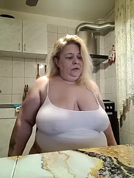 AriannaMilf online show from September 19, 2025, 3:41 am