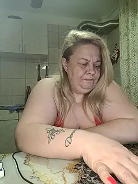 AriannaMilf online show from March 25, 2026, 7:31 pm