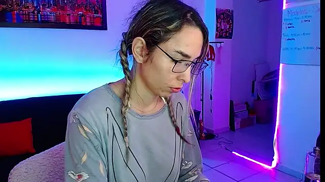 Niky 777 online show from September 24, 2025, 5:38 pm