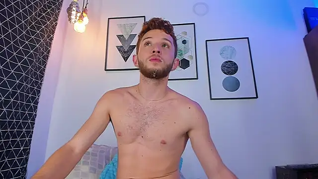 Juan Castano online show from March 4, 2025, 6:47 am