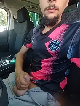 Luka932 online show from July 3, 2026, 3:18 pm