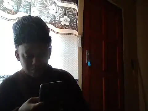 ShooingBunch online show from October 13, 2025, 8:25 am