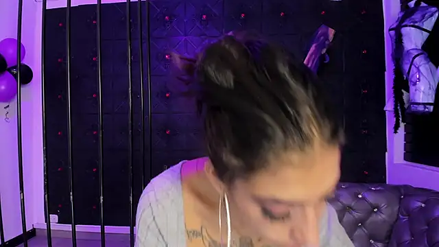 Snapshot of TeennNaugthy18 chatting on October 26, 2025, 3:07 pm TeennNaugthy18 online show from October 26, 2025, 3:07 pm