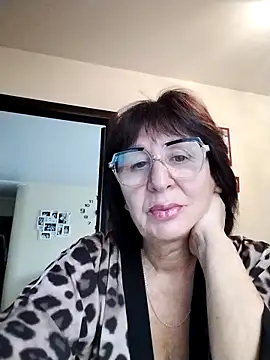 AlbinaXPretty online show from October 26, 2025, 7:36 am