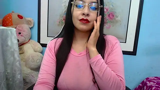 Snapshot of Luciana_and_Neitan chatting on January 11, 2025, 8:43 pm Luciana and Neitan online show from January 11, 2025, 8:43 pm