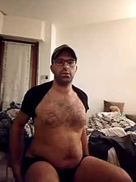 Snapshot of Passivello9 chatting on November 25, 2025, 7:47 pm Passivello9 online show from November 25, 2025, 7:47 pm