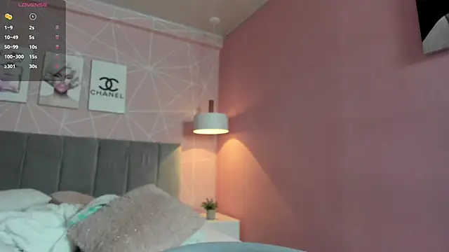 dolly zoe online show from January 30, 2025, 6:13 am