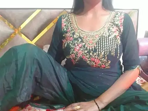 Snapshot of nikitahot3 chatting on February 23, 2025, 2:46 pm nikitahot3 online show from February 23, 2025, 2:46 pm