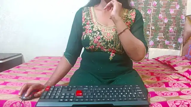 Snapshot of nikitahot3 chatting on March 13, 2025, 4:12 pm nikitahot3 online show from March 13, 2025, 4:12 pm