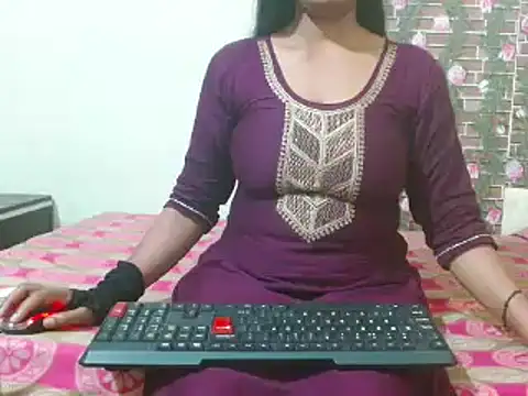 Snapshot of nikitahot3 chatting on March 19, 2025, 8:45 am nikitahot3 online show from March 19, 2025, 8:45 am