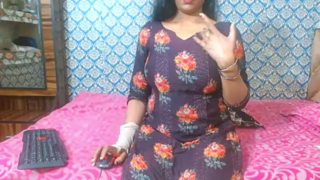 nikitahot3 online show from January 9, 2026, 12:35 am