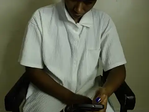 Snapshot of savage_laura chatting on February 1, 2025, 3:19 am savage laura online show from February 1, 2025, 3:19 am