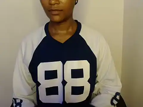 Snapshot of savage_laura chatting on February 18, 2025, 9:20 pm savage laura online show from February 18, 2025, 9:20 pm