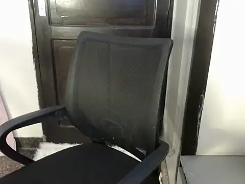 Snapshot of savage_laura chatting on November 3, 2025, 5:09 am savage laura online show from November 3, 2025, 5:09 am