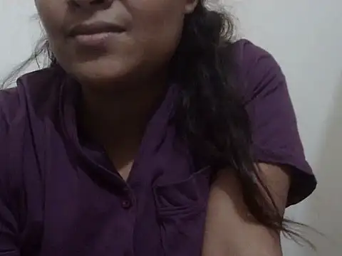 shekira99 online show from February 22, 2026, 2:04 pm