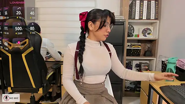 Office Naughty Girl online show from June 16, 2026, 8:44 pm