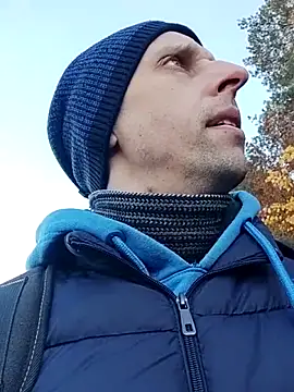 Snapshot of Yrikos1 chatting on October 14, 2025, 2:07 pm Yrikos1 online show from October 14, 2025, 2:07 pm