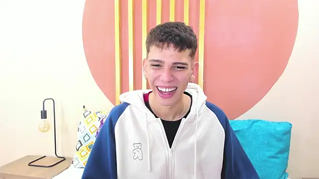 Snapshot of Jasson_smit chatting on December 3, 2024, 1:54 pm Jasson smit online show from December 3, 2024, 1:54 pm