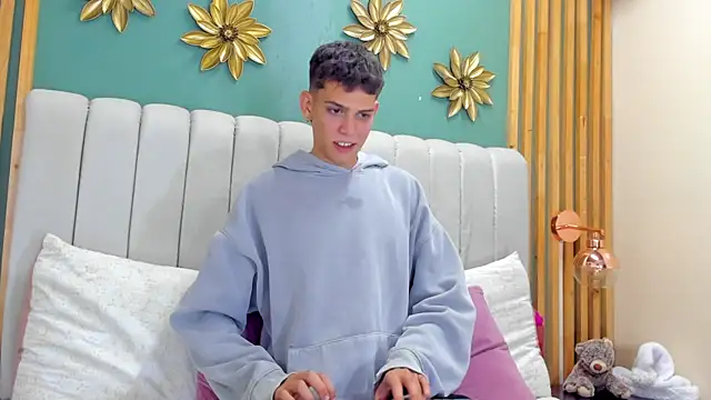 Snapshot of Jasson_smit chatting on December 10, 2024, 1:55 pm Jasson smit online show from December 10, 2024, 1:55 pm