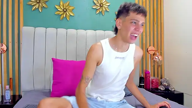 Snapshot of Jasson_smit chatting on December 27, 2024, 1:39 pm Jasson smit online show from December 27, 2024, 1:39 pm