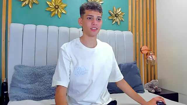 Snapshot of Jasson_smit chatting on January 5, 2025, 12:53 pm Jasson smit online show from January 5, 2025, 12:53 pm