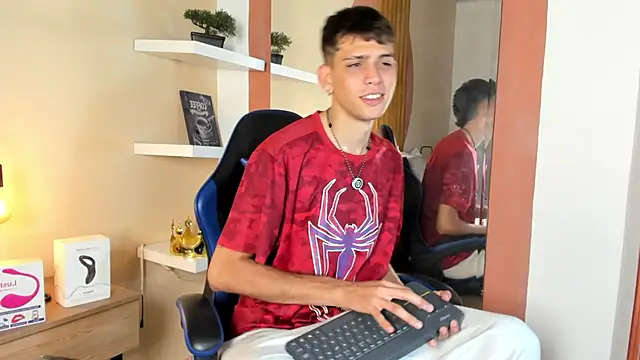 Snapshot of Jasson_smit chatting on October 17, 2025, 3:47 pm Jasson smit online show from October 17, 2025, 3:47 pm