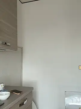 petrouchkaaa  online show from February 5, 2026, 8:52 am