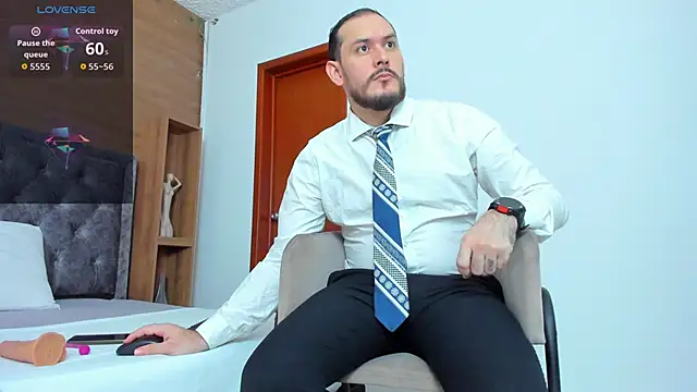 jeanpiere  online show from March 29, 2026, 3:06 am