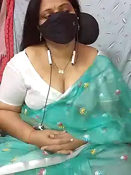 Snapshot of yours-kavaya chatting on January 2, 2025, 2:00 am yours-kavaya online show from January 2, 2025, 2:00 am