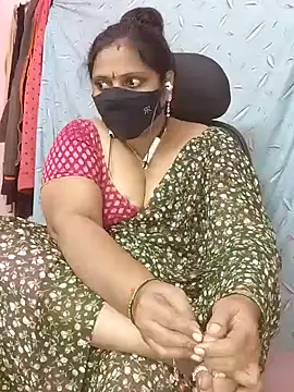 Snapshot of yours-kavaya chatting on January 11, 2025, 11:23 am yours-kavaya online show from January 11, 2025, 11:23 am