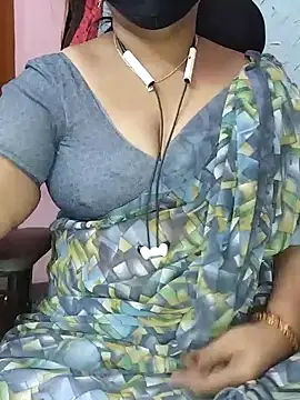 Snapshot of yours-kavaya chatting on January 22, 2025, 12:59 am yours-kavaya online show from January 22, 2025, 12:59 am