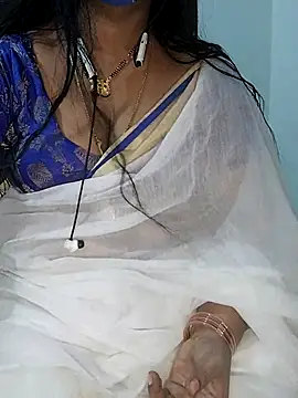 Snapshot of yours-kavaya chatting on March 14, 2025, 5:48 am yours-kavaya online show from March 14, 2025, 5:48 am