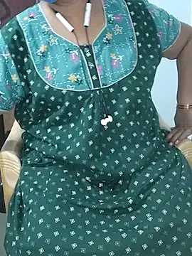 Snapshot of yours-kavaya chatting on March 14, 2025, 1:24 pm yours-kavaya online show from March 14, 2025, 1:24 pm