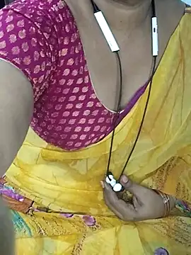 Snapshot of yours-kavaya chatting on March 15, 2025, 10:46 am yours-kavaya online show from March 15, 2025, 10:46 am