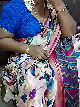 Snapshot of yours-kavaya chatting on September 19, 2025, 4:03 am yours-kavaya online show from September 19, 2025, 4:03 am